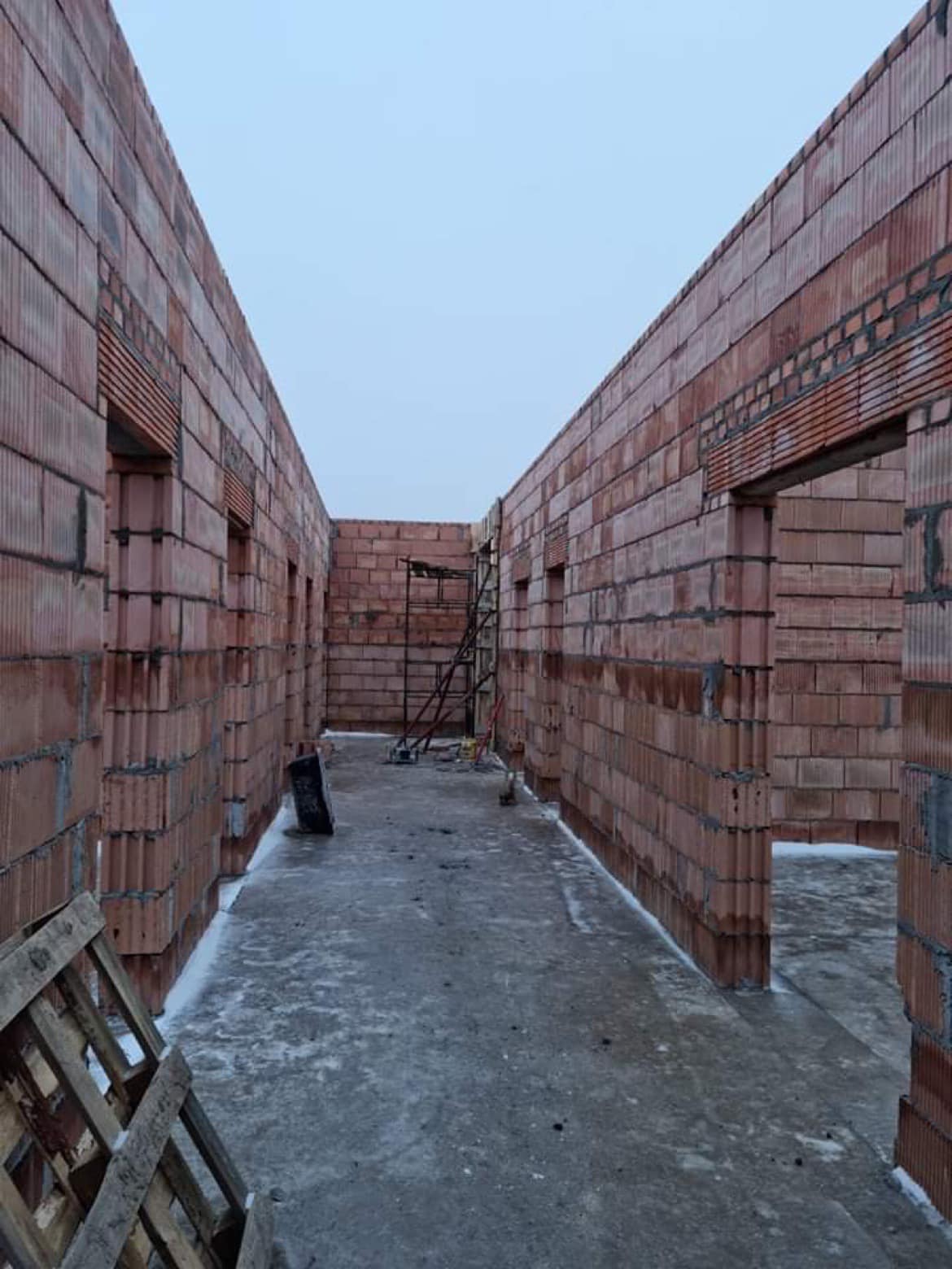 270226707_2015190248647066_139909248782384056_n